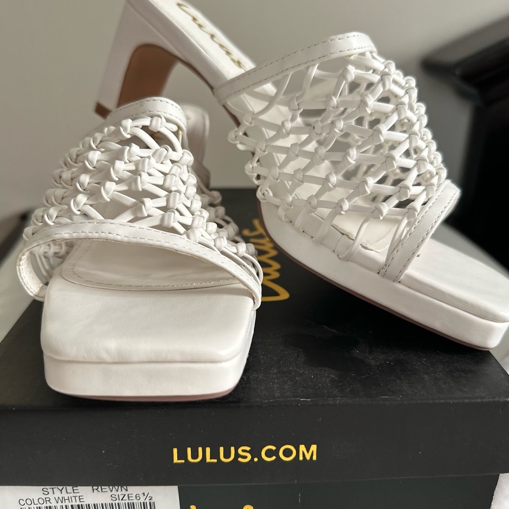 Lulu’s sandals